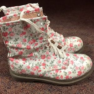 Rose pattern combat boots